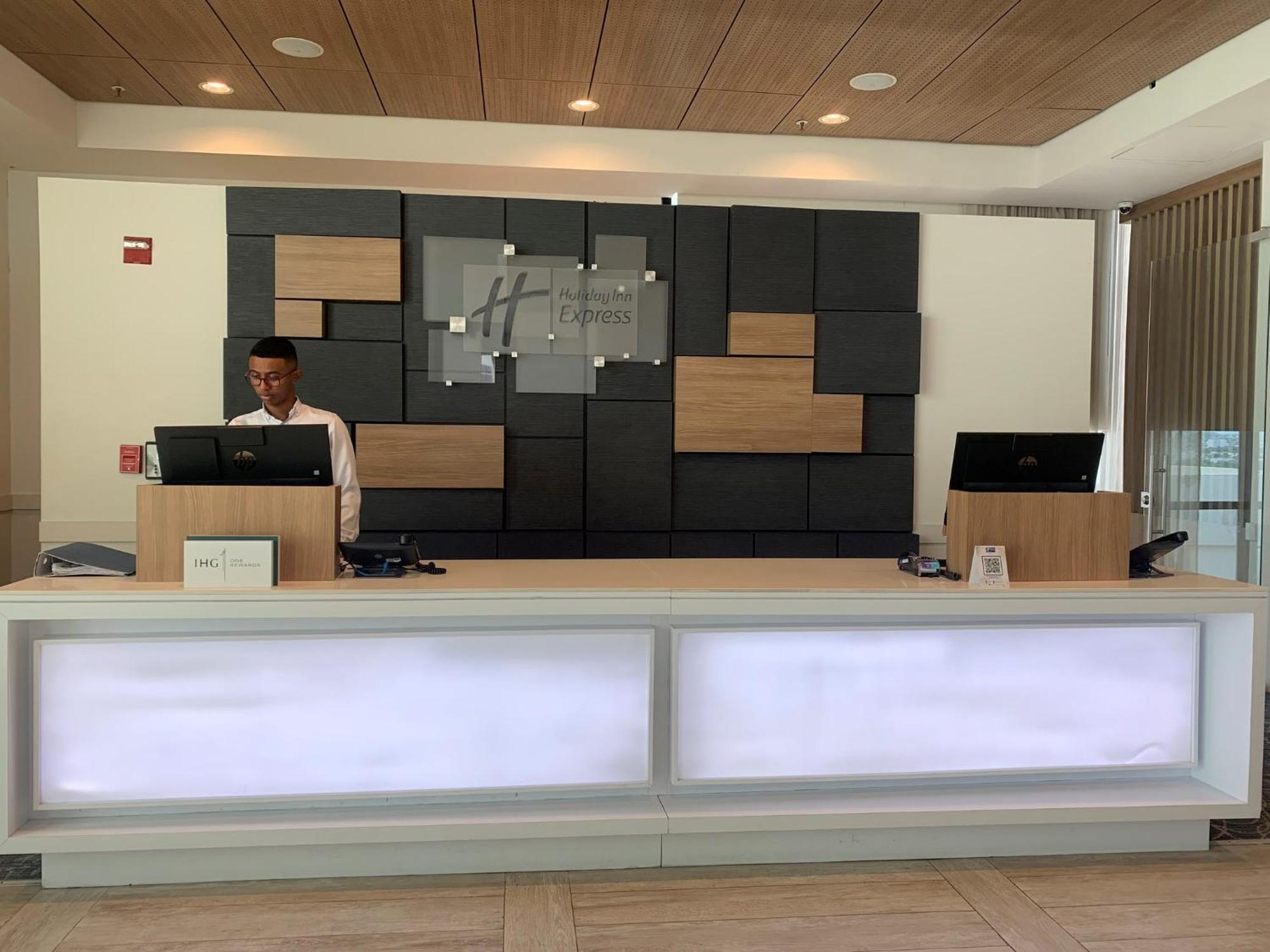 Holiday Inn Express Cartagena Manga By Ihg Ngoại thất bức ảnh